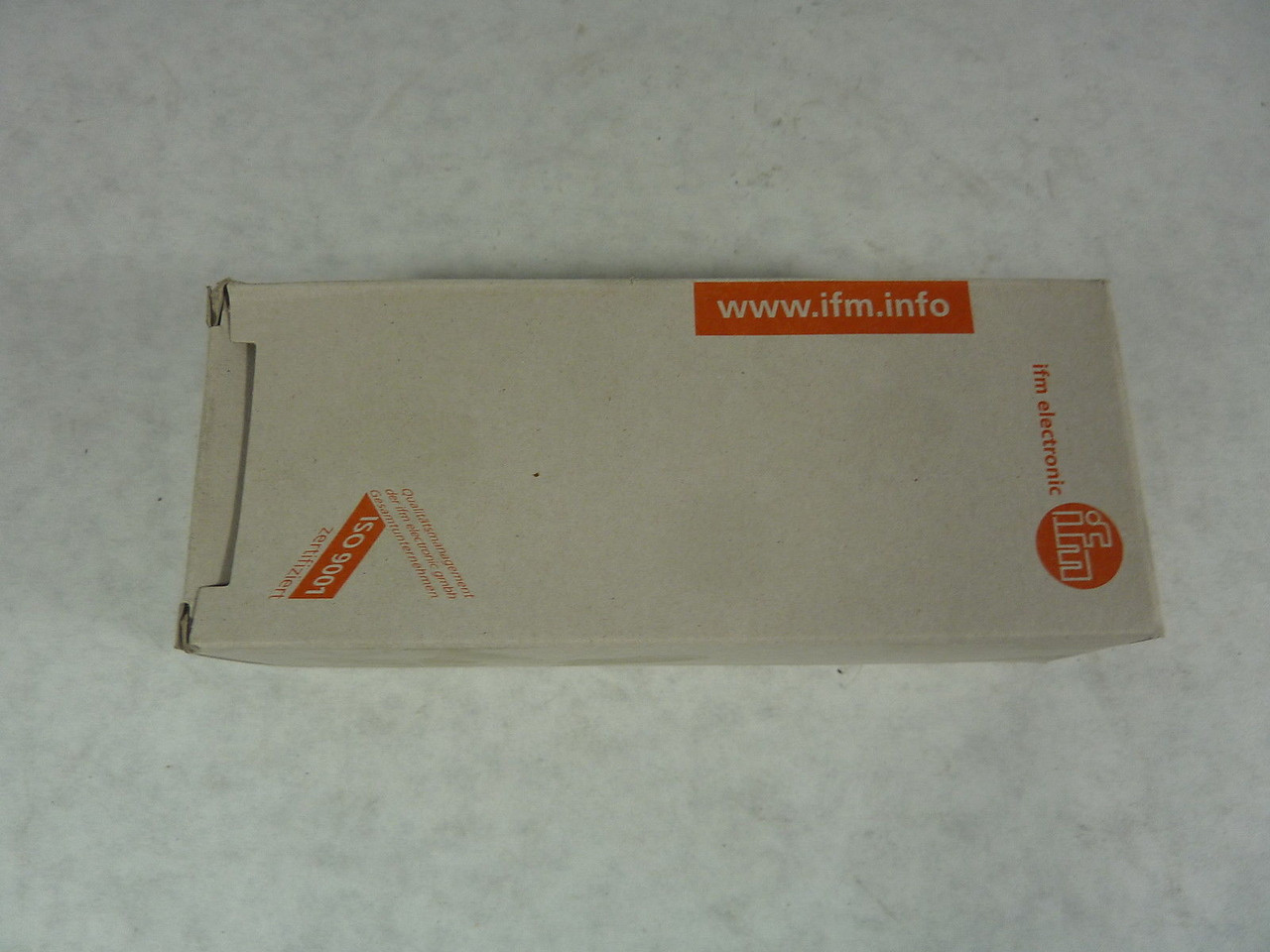 IFM IM8501 Inductive Proximity Sensor 10-55VDC ! NEW !