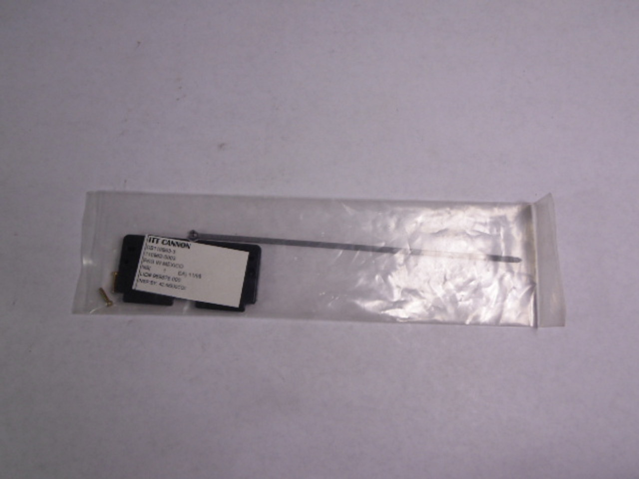 ITT Cannon DB110963-3 Connector Hood Kit ! NWB !