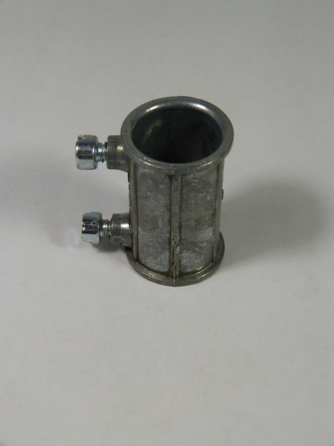 Arlington EMT #7 Set Screw Coupling #7 3/4" USED