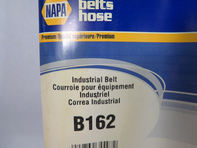 Napa B162 V-Belt 165" Length .656" Width ! NEW !