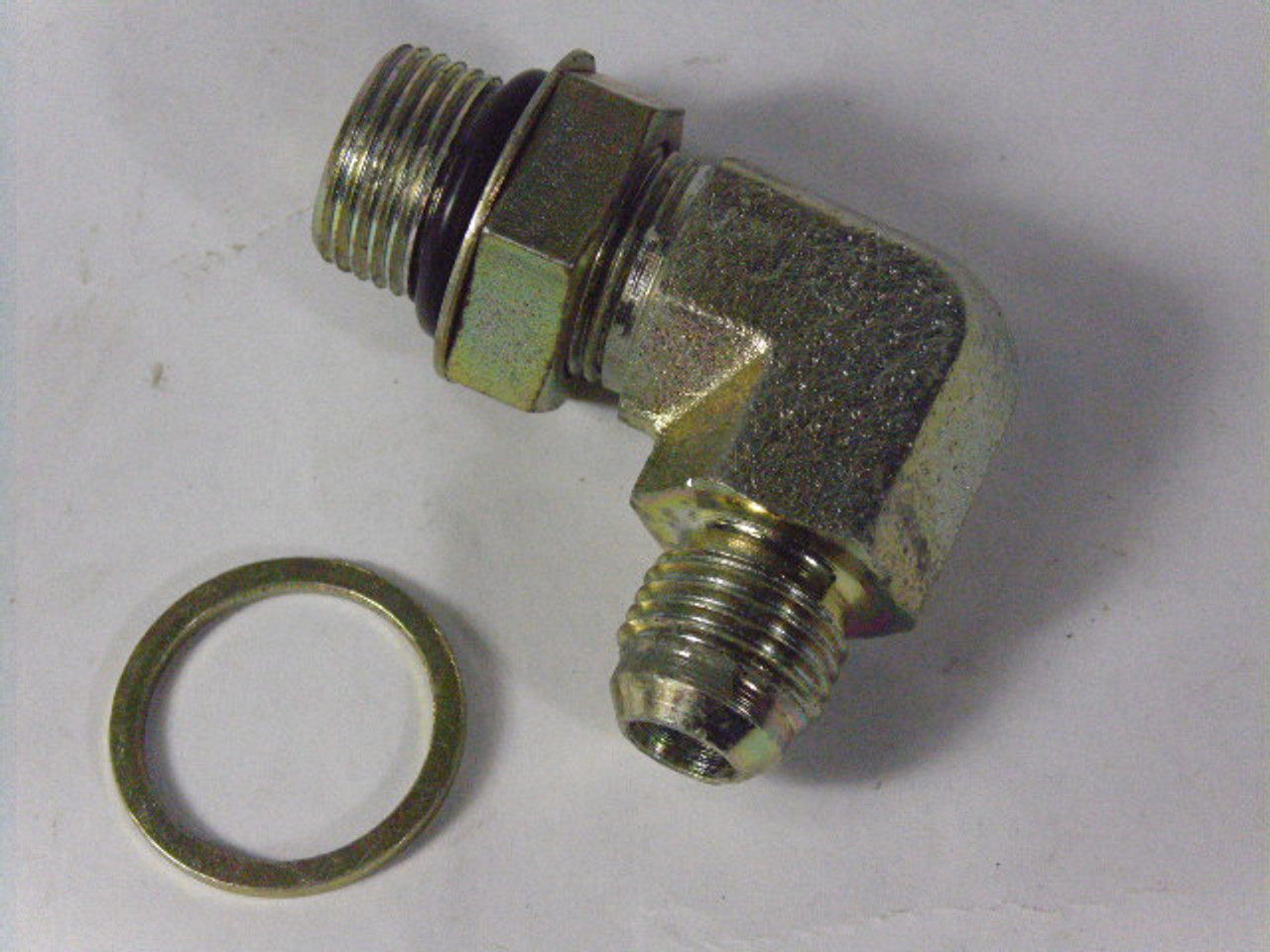 Sandvik 81671349 Straight Thread Elbow ! NWB !