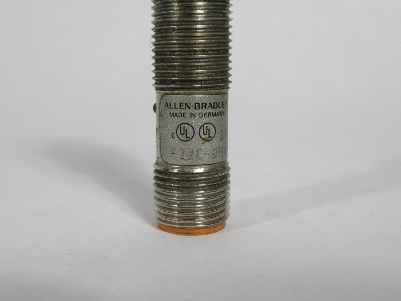 Allen-Bradley 872C-DH4NP12-D4 Inductive Proximity Sensor 4mm 10-30VDC USED