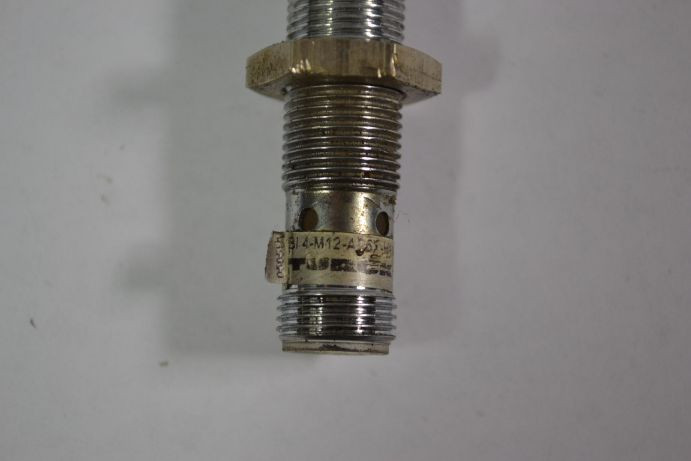 Turck BI4-M12-AP6X-H1141 Inductive Proximity Sensor 4mm 10-30VDC USED