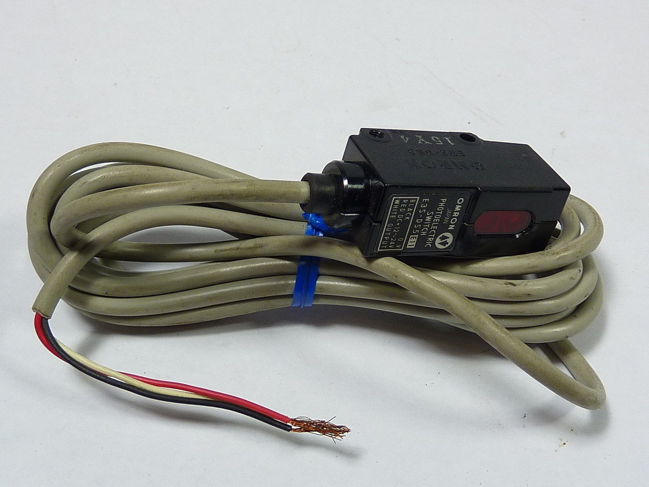 Omron E3S-DS5E11 Photoelectric Switch 24VDC ! NOP !