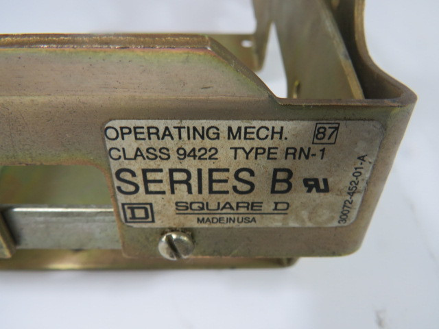 Square D 9422-RN-1 Operating Mechanism Series B w/ Plate *No Shaft* USED