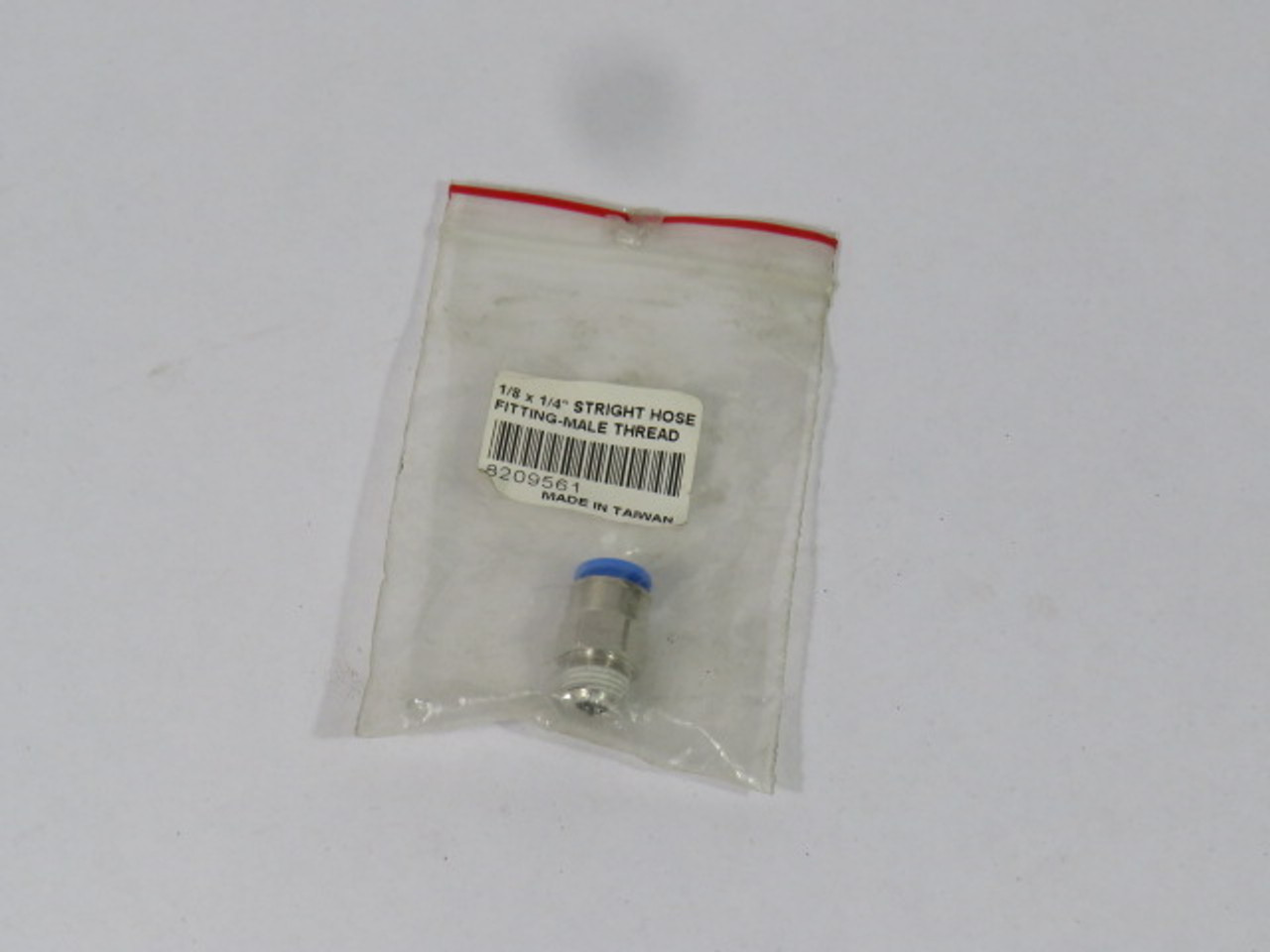 Princess Auto 8209561 Straight Hose Fitting-Male Thread 1/8" X 1/4" ! NWB !