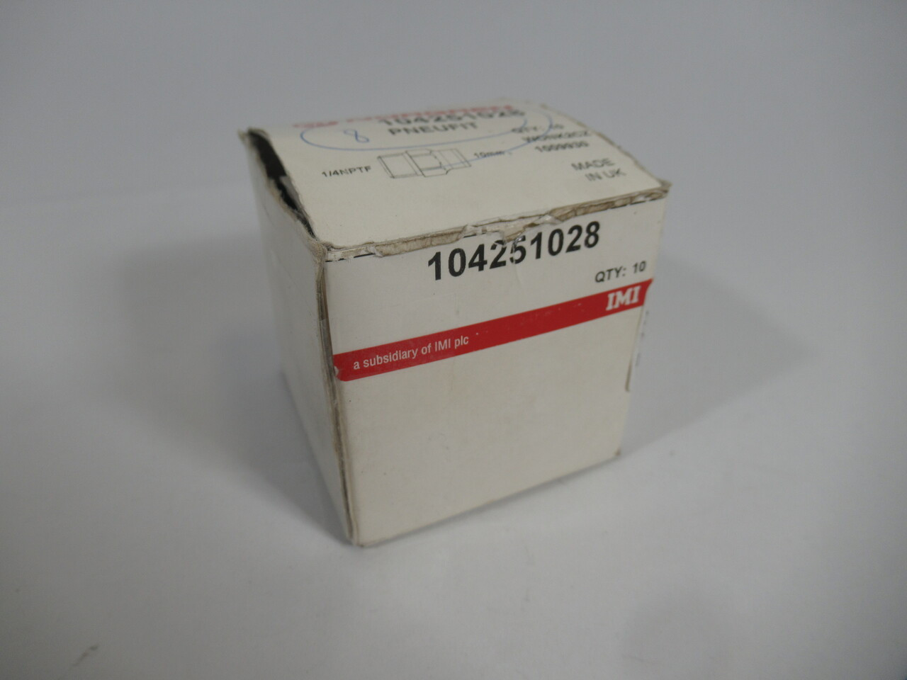 Norgren 104251028 Pneufit Straight Adaptor Lot of 8 ! NEW !