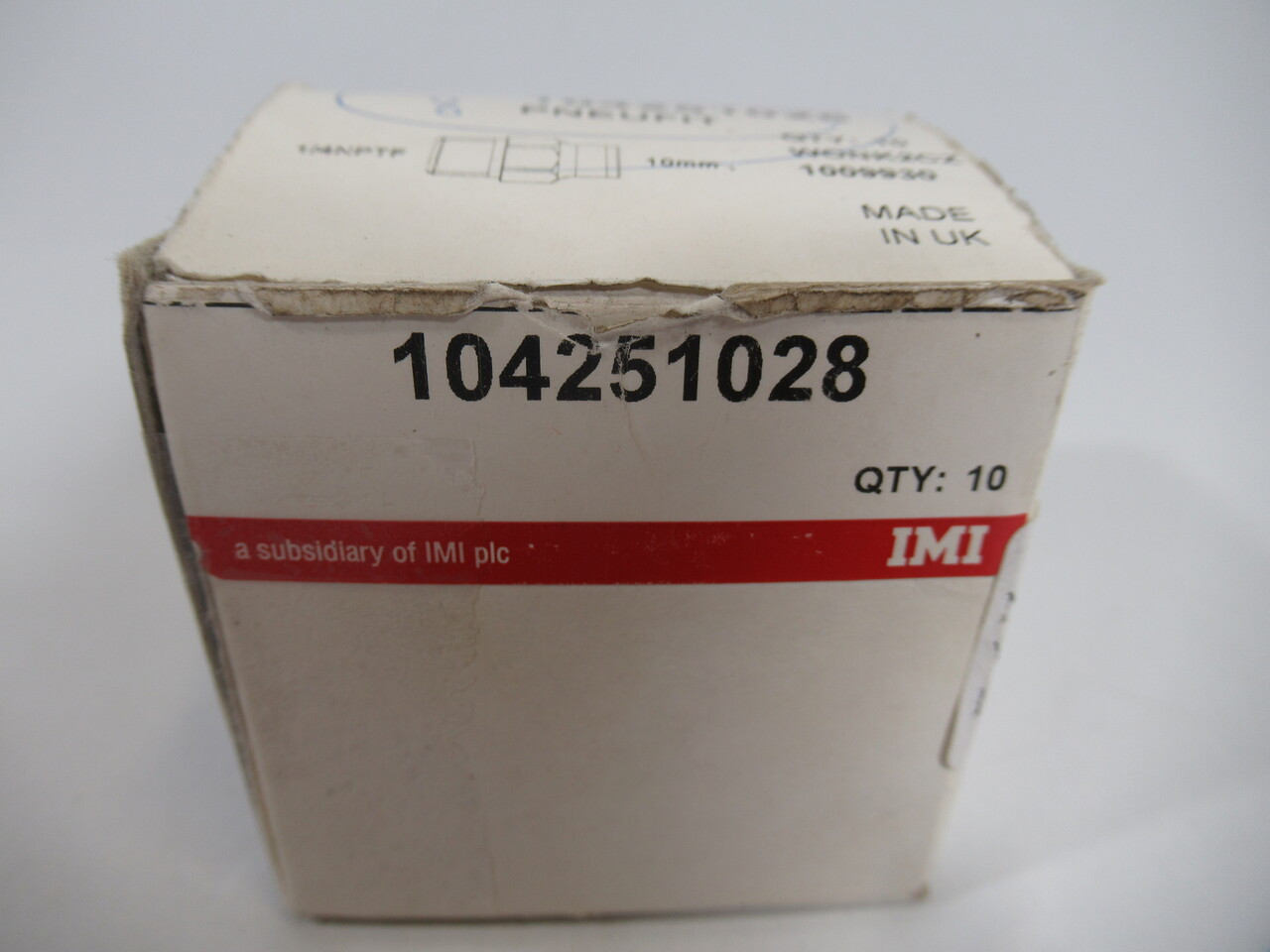 Norgren 104251028 Pneufit Straight Adaptor Lot of 8 ! NEW !