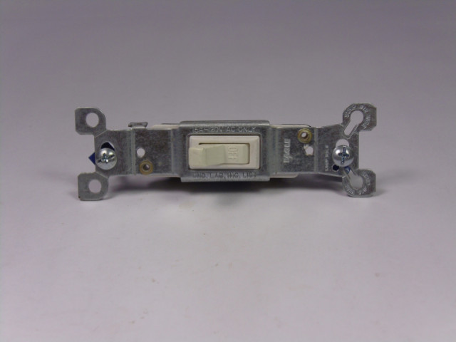 Eagle 1301-7W Toggle Switch 1Pole USED