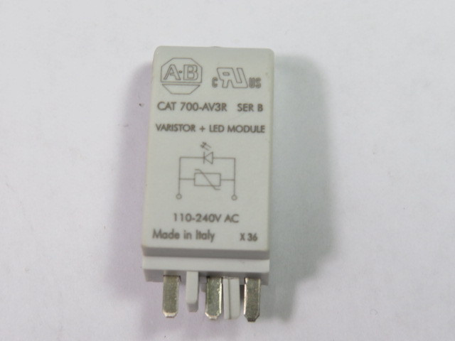 Allen-Bradley 700-AV3R Varistor W/ LED Suppressor USED