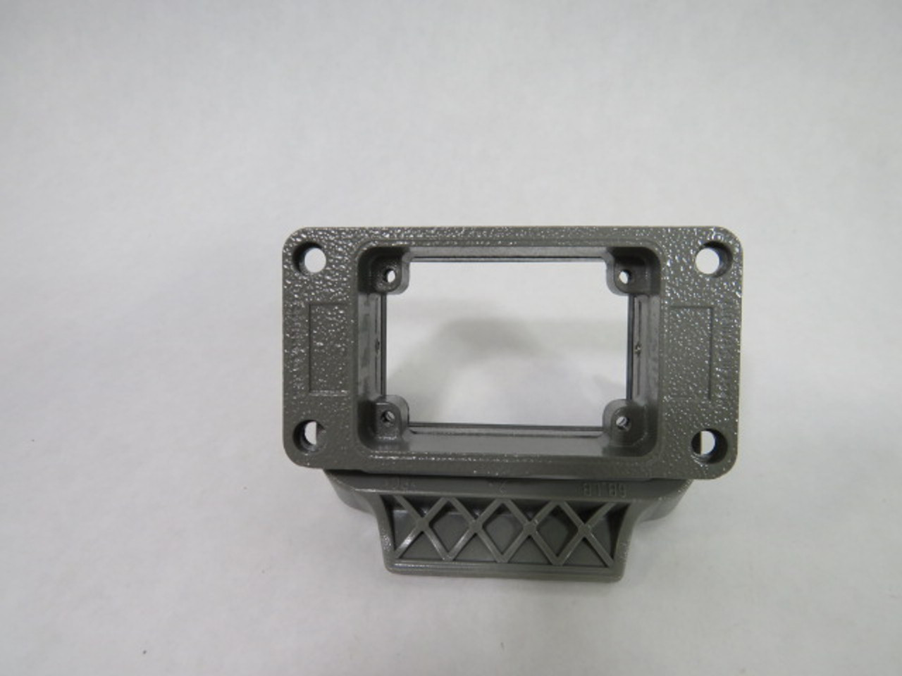 Harting 09300060301 Single Latch Rectangular Connector Extension USED