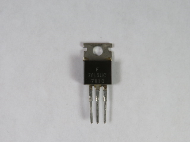 Fairchild 7815UC Voltage Regulator 1A 15V USED