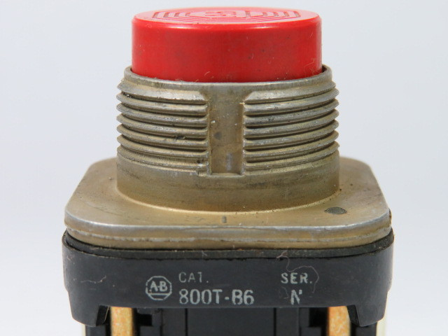 Allen-Bradley 800T-B6D4 Ser N Push Button 2NCLB Red Extended Head USED