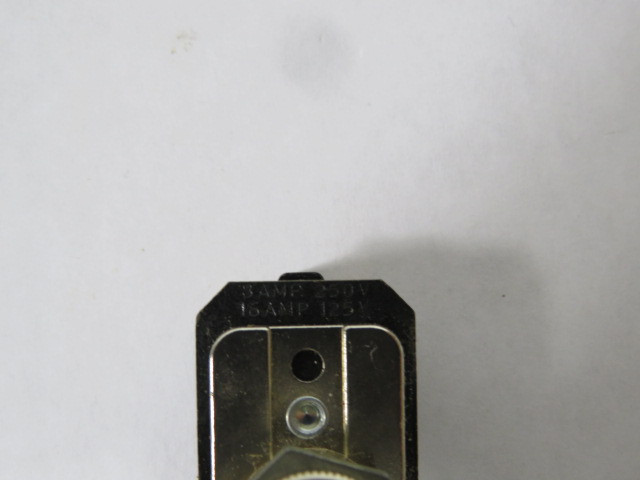 Cutler Hammer 7320K2 Toggle Switch 16A@125VAC/DC 8A@250VAC/DC USED