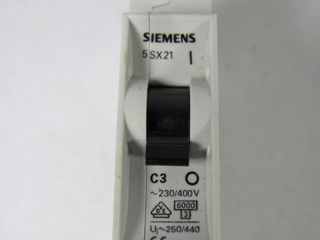 Siemens 5SX21-C3 Circuit Breaker 3A 230/400VAC 1P USED