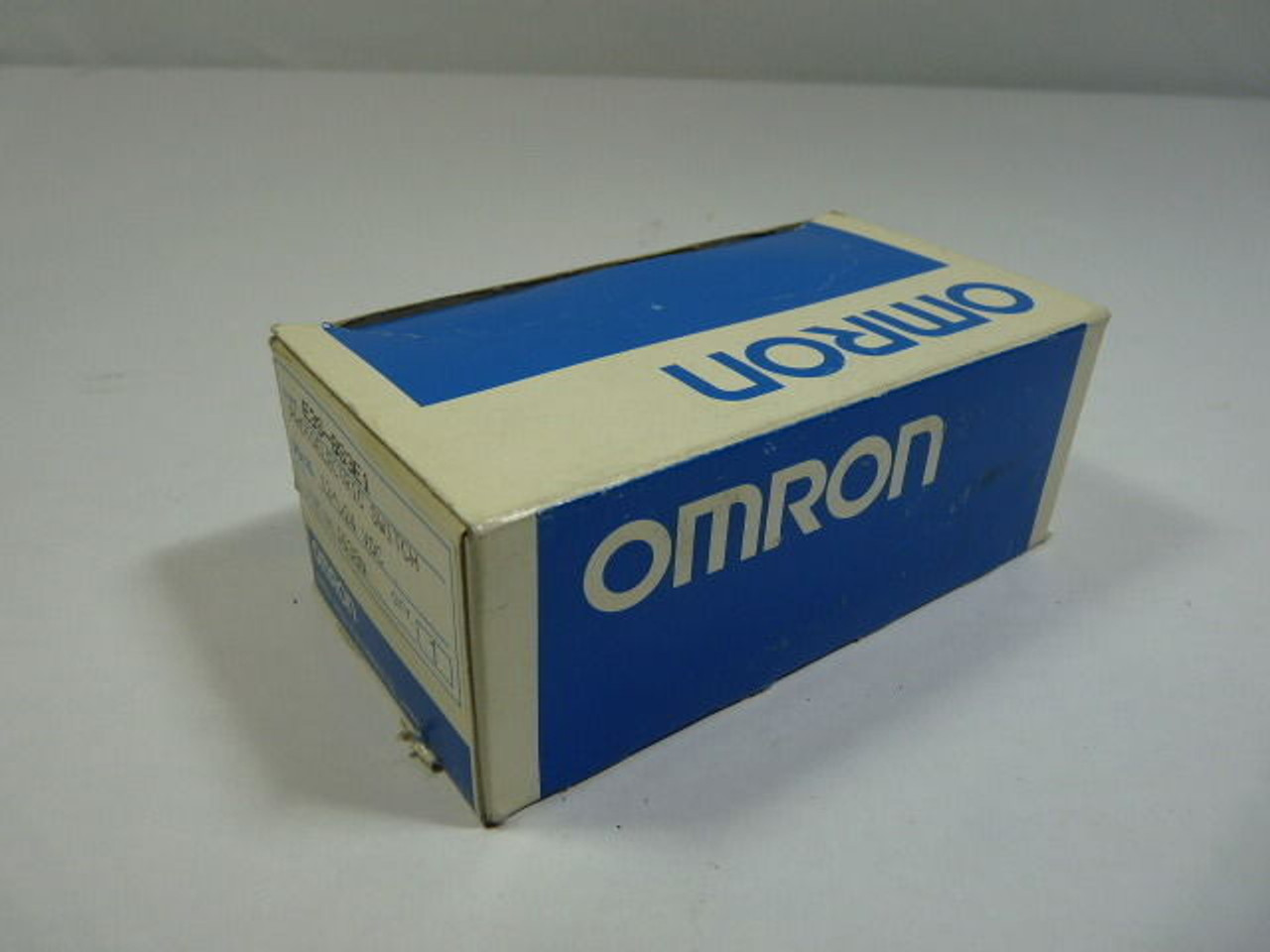 Omron E3S-GS3E1 Photoelectric Sensor 12-24VDC ! NEW !