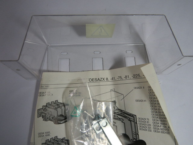 ABB OESAZX8 Terminal Shroud For Disconnect Switch  ! NOP !