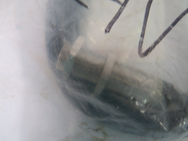 Carlo Gavazzi EI1805PPOSL1565 Inductive Proximity Switch 75VDC ! NWB !