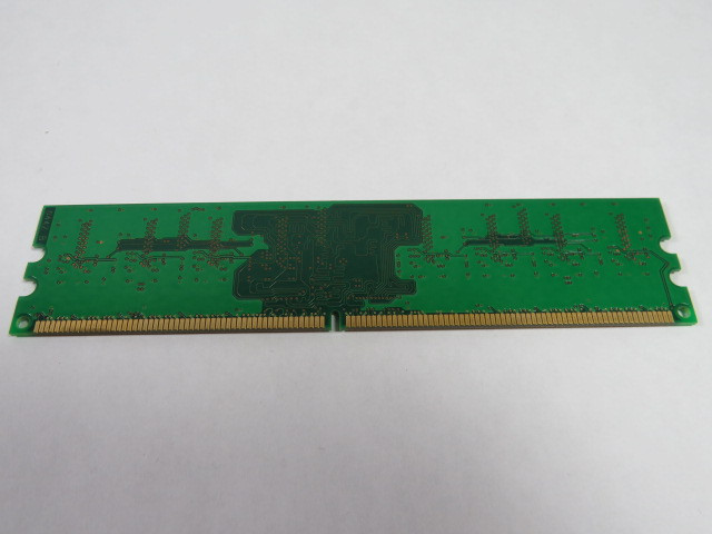 Micron Tech MT8HTF6464AY-667B3 Ram 512MB USED