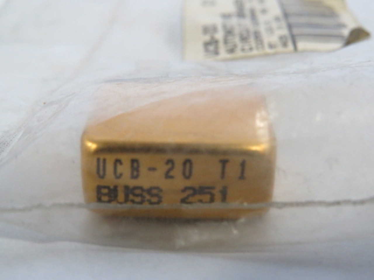 Bussmann UCB-20 Automotive Circuit Breaker 20A 12VDC NEW