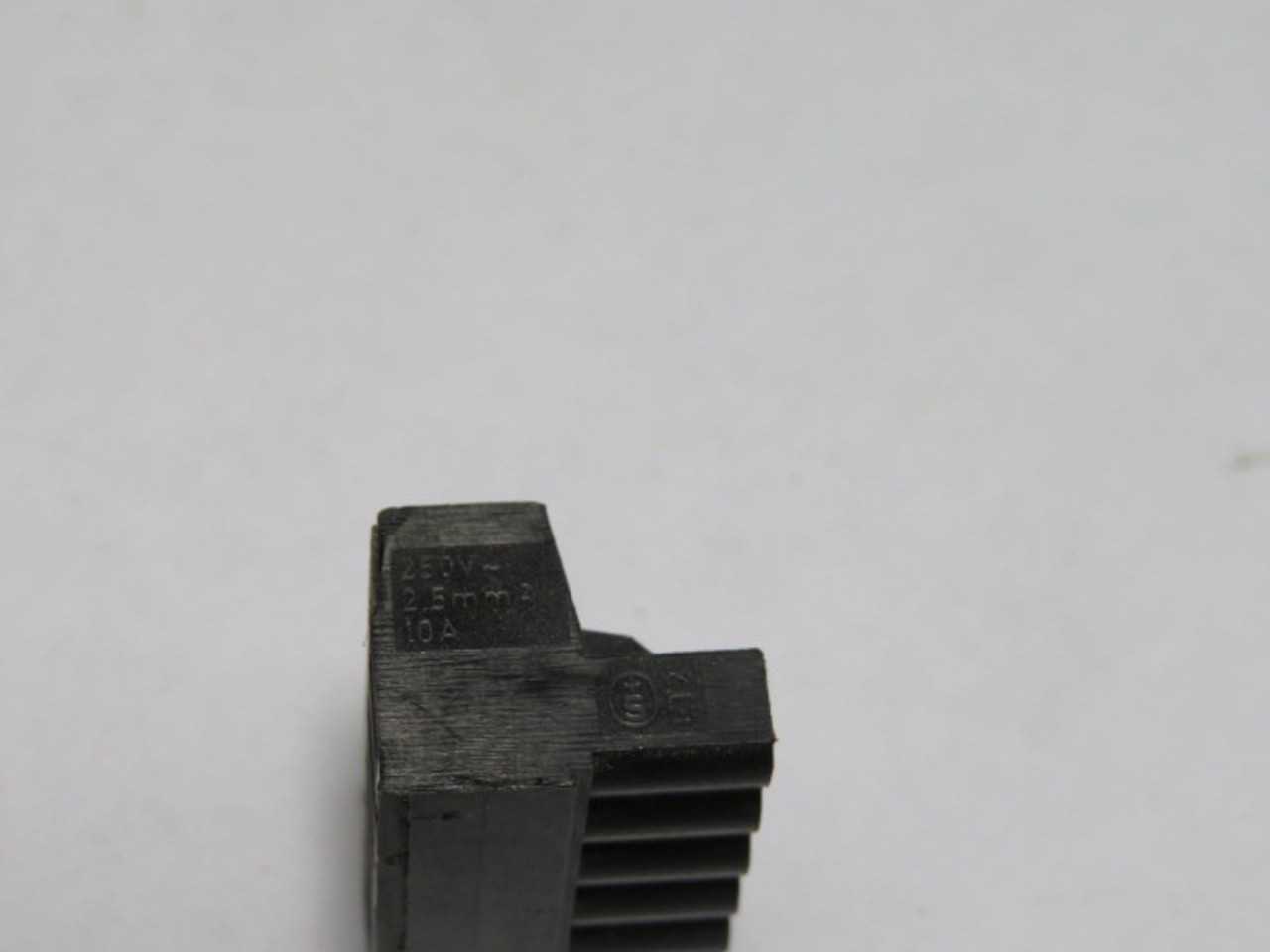 Phoenix Contact MSTB2.5/6-ST Printed-Circuit Board Connector 6-Pos BLACK USED
