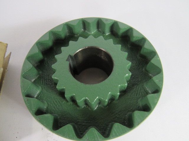 TB Woods 6J114 Sleeve Coupling Flange 1" Bore 4" Outer Diameter ! NEW !