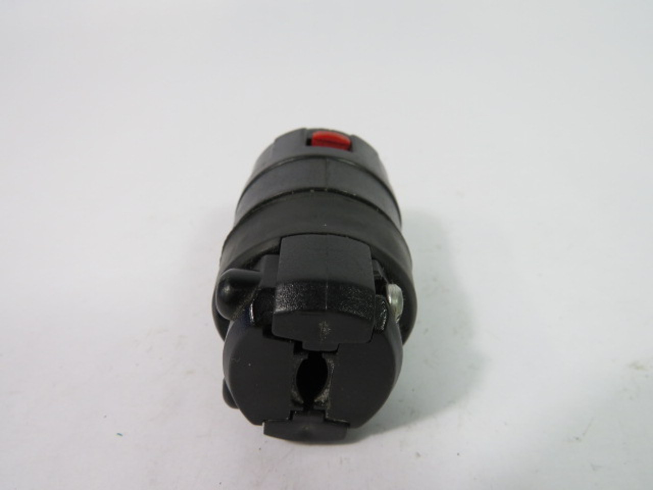 Leviton 515LR Locking Connector 15A 125V 2P 3W 5-15 USED