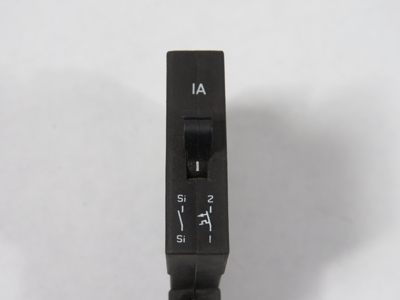 E-T-A 2210-T210-K0M1-H121-1A Circuit Breaker 1A 250V 65VDC 1-Pole USED