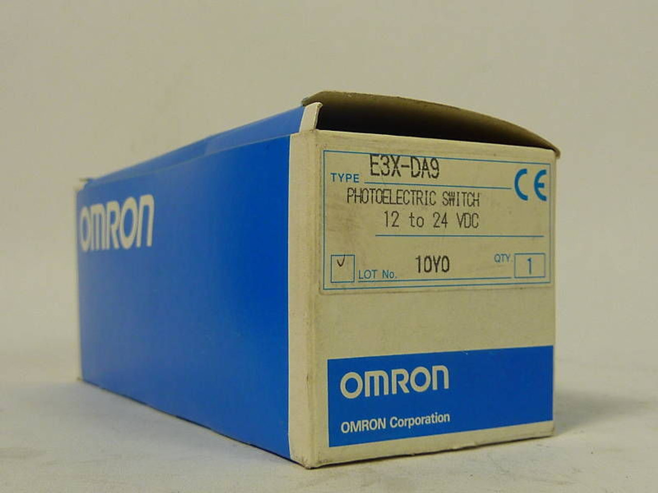 Omron Expandable Photoelectric Switch E3X-DA9 ! NEW !