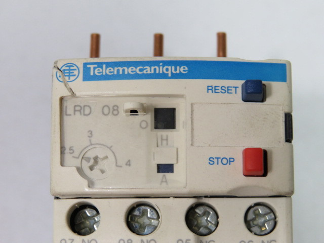 Telemecanique LRD08 Overload Relay 2.5-4 Amp CRACKED COVER USED