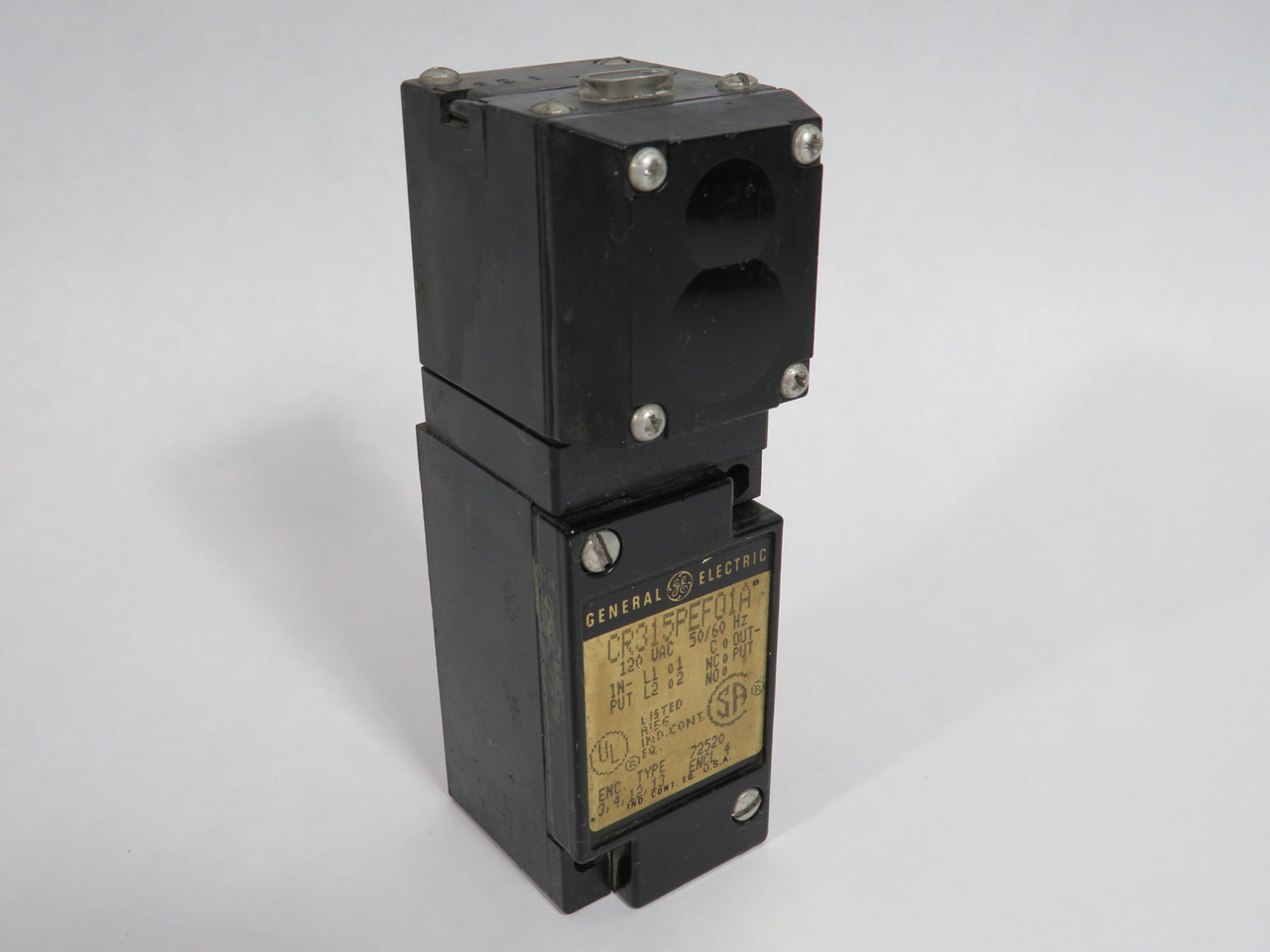 General Electric CR315PEF01A Photoelectric Limit Switch C/W CR315PEH1 Head USED