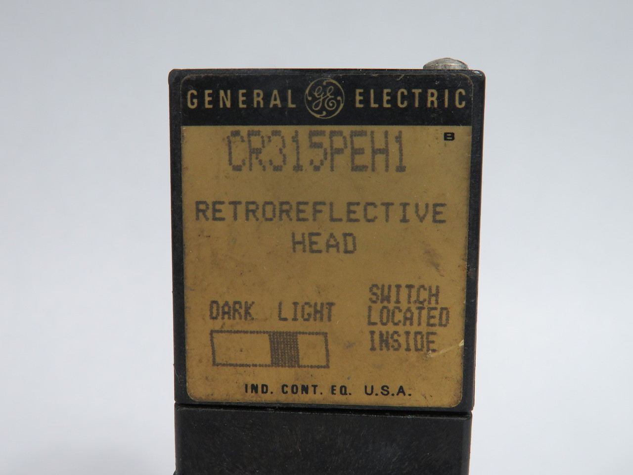 General Electric CR315PEF01A Photoelectric Limit Switch C/W CR315PEH1 Head USED
