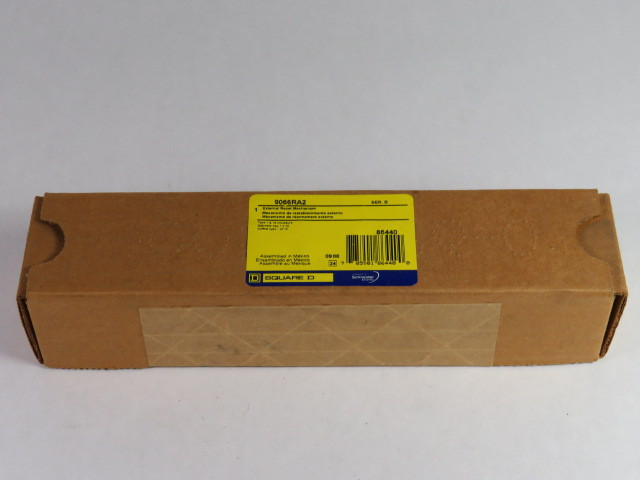 Square D 9066RA2 Starter External Reset Mechanism W/ Two Rods ! NEW !