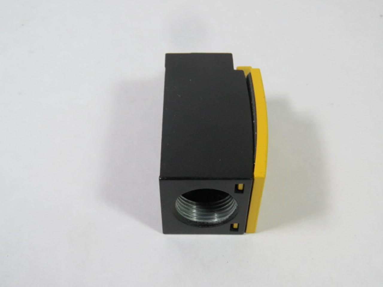 Eaton LSM-11S Safety Position Switch Rounded Plunger 10A 300VAC USED