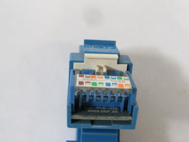 Britawn Telecom KJ2-CE-US-BL Cat5e Tool-less Jack Blue Lot Of 24 USED