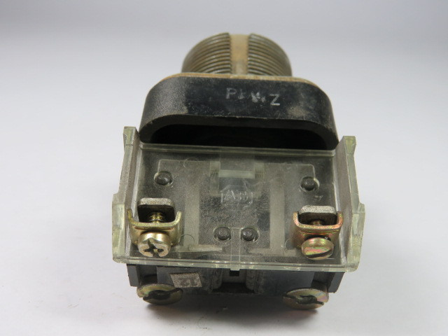 Allen-Bradley 800T-Q10 Series N Universal Pilot Light 120V No Lens USED