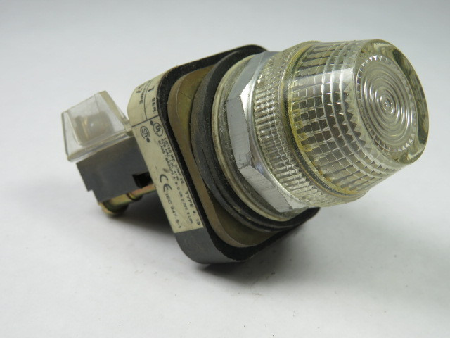 Allen-Bradley 800T-Q24C Universal Pilot Light 24V Clear Lens USED