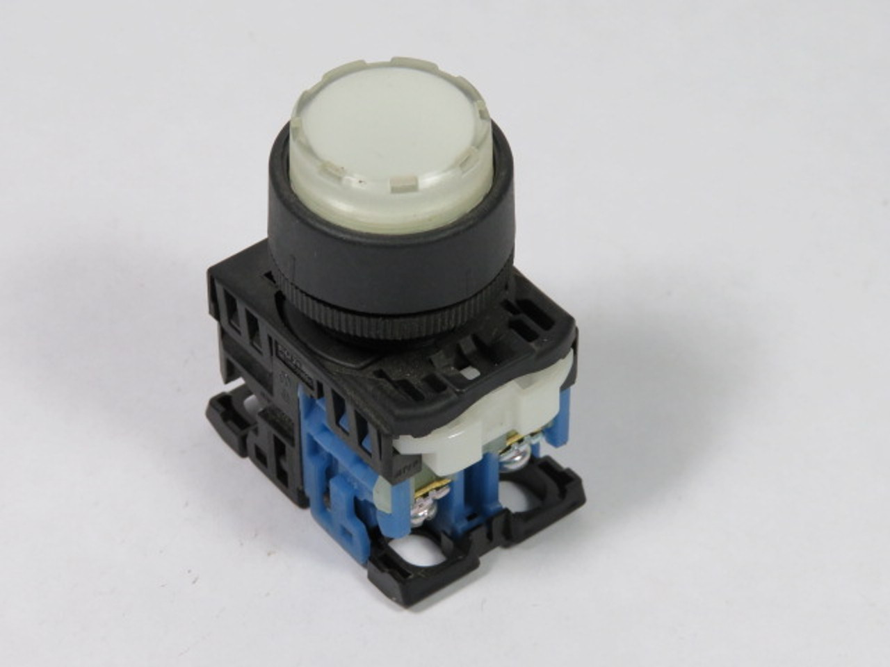 Fuji Electric AR22E0L-10E3W Push Button Illum LED 1NO 24V 1W White USED