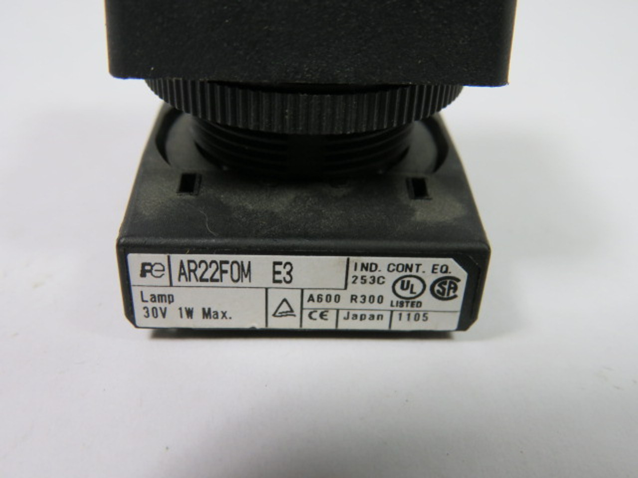 Fuji Electric AR22F0M-E3S Push Button Illum LED 30V 1W Blue Flush USED