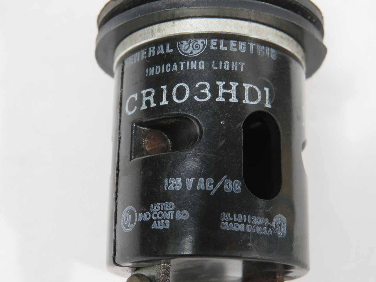 General Electric CR103HD1002R Pilot Light w/ Bulb 125VAC/DC Red Domed Lens USED