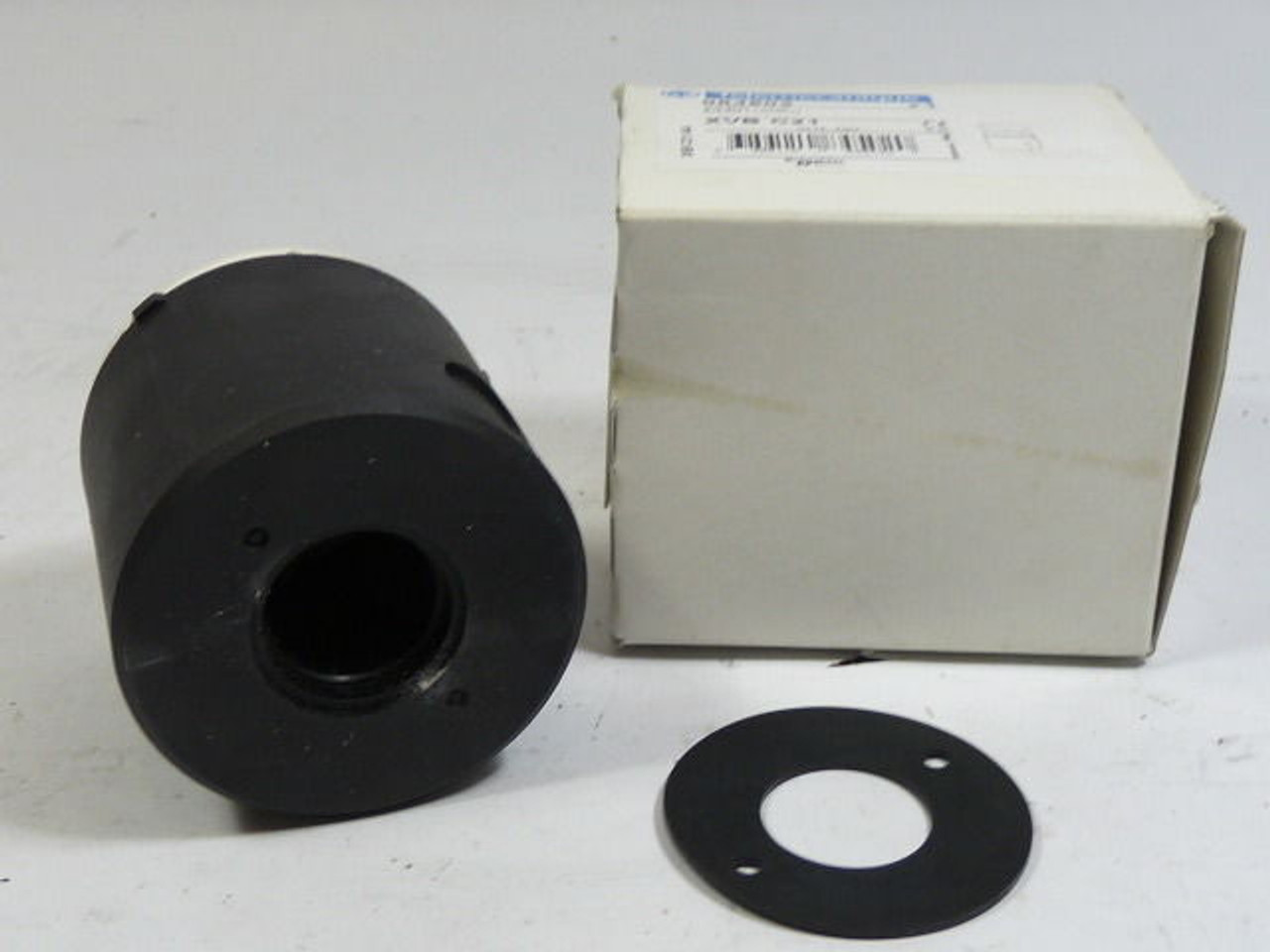 Telemecanique XVB-C21 Base Unit & Cover for Tower Light 12-230V 70mm ! NEW !