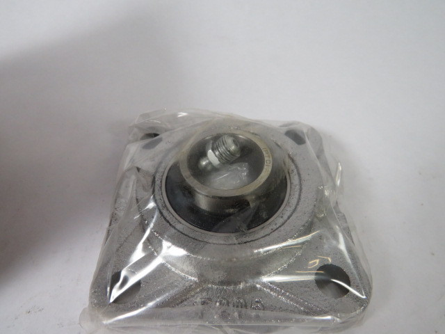 Iptci UCNPF-205-16 4-Bolt Nickle Plated Pillow Block Flange 1" Bore ! NEW !