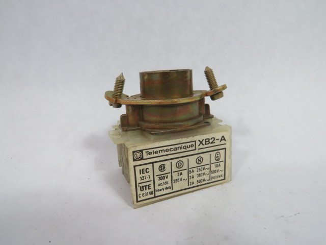 Telemecanique ZB2.AZ-105 Push Button Contact Block w/ Body 1NO 500V ! NEW !