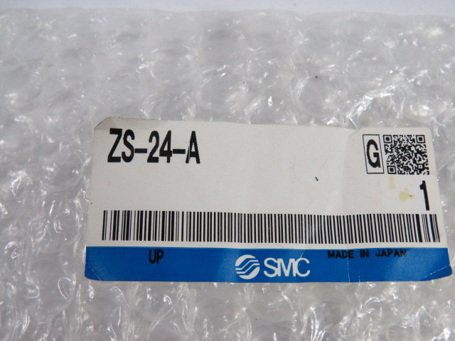 SMC ZS-24-A Bracket For ISE40/50/60 Series Pressure Switch ! NWB !