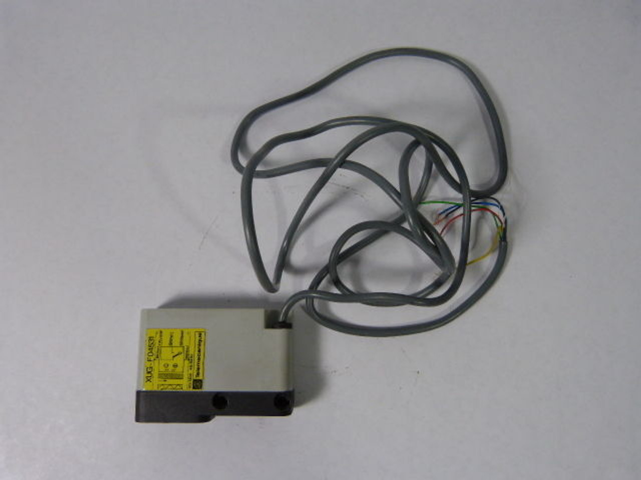 Telemecanique XUG-F04531 Photoelectric Sensor USED