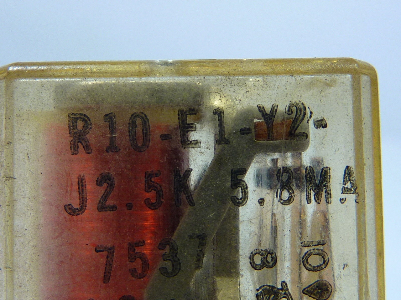 Potter & Brumfield R10-E1Y2-J2.5K Power Relay 28VDC 2A USED