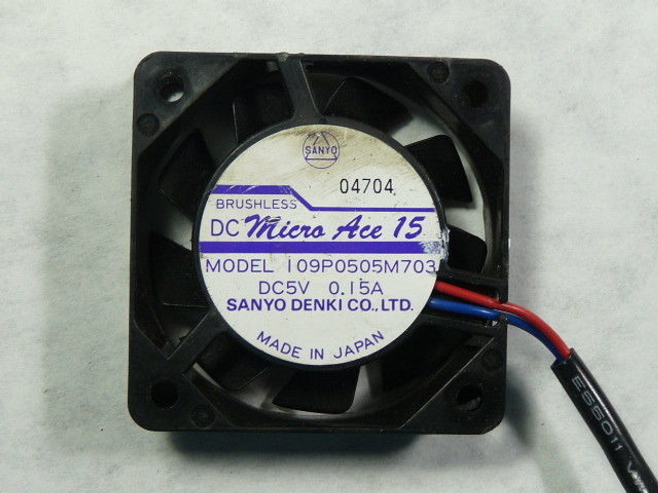 Sanyo I09P0505M703 Micro Ace 15 Brushless Fan 5VDC 0.15A USED