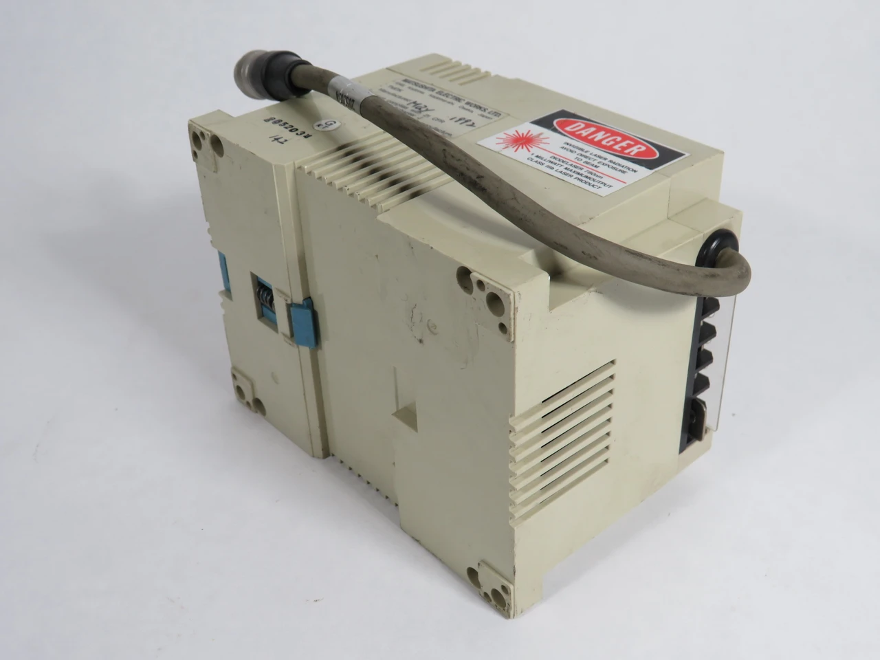 Aromat MQ-LA-C1L-AC120V-S11 Laser Analog Sensor Module NO KEYS/SHELF WEAR USED