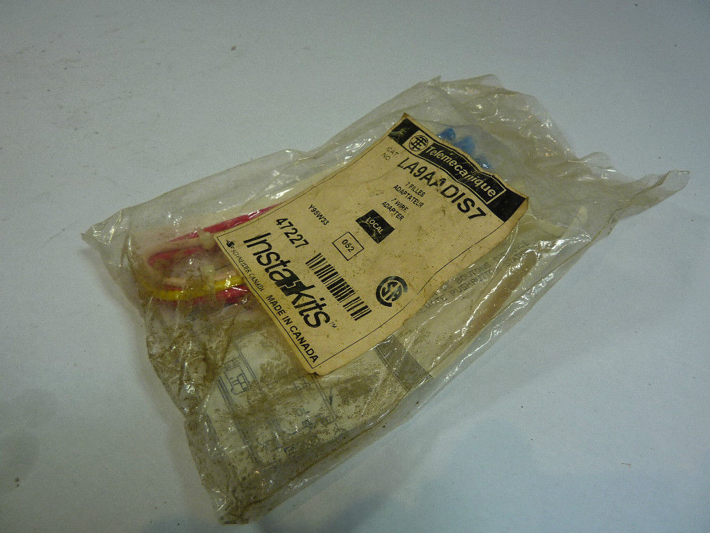 Telemecanique LA9AADIS7 Enclosed Starter Instakit ! NEW !