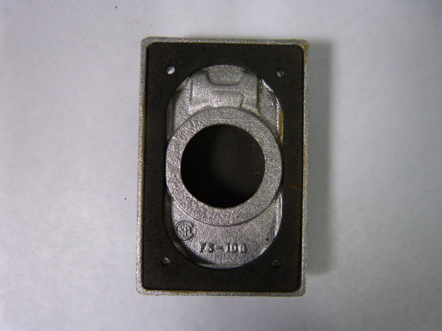 Appleton FS10G Weatherproof Receptacle Cover Cast Aluminum 1-7/16" Hole NOP